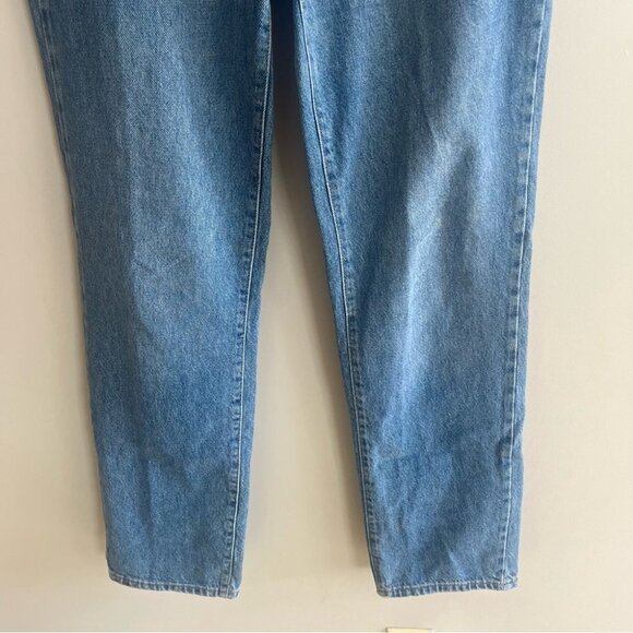 Zara High Rise Relaxed Leg Jean - Picture 4 of 10